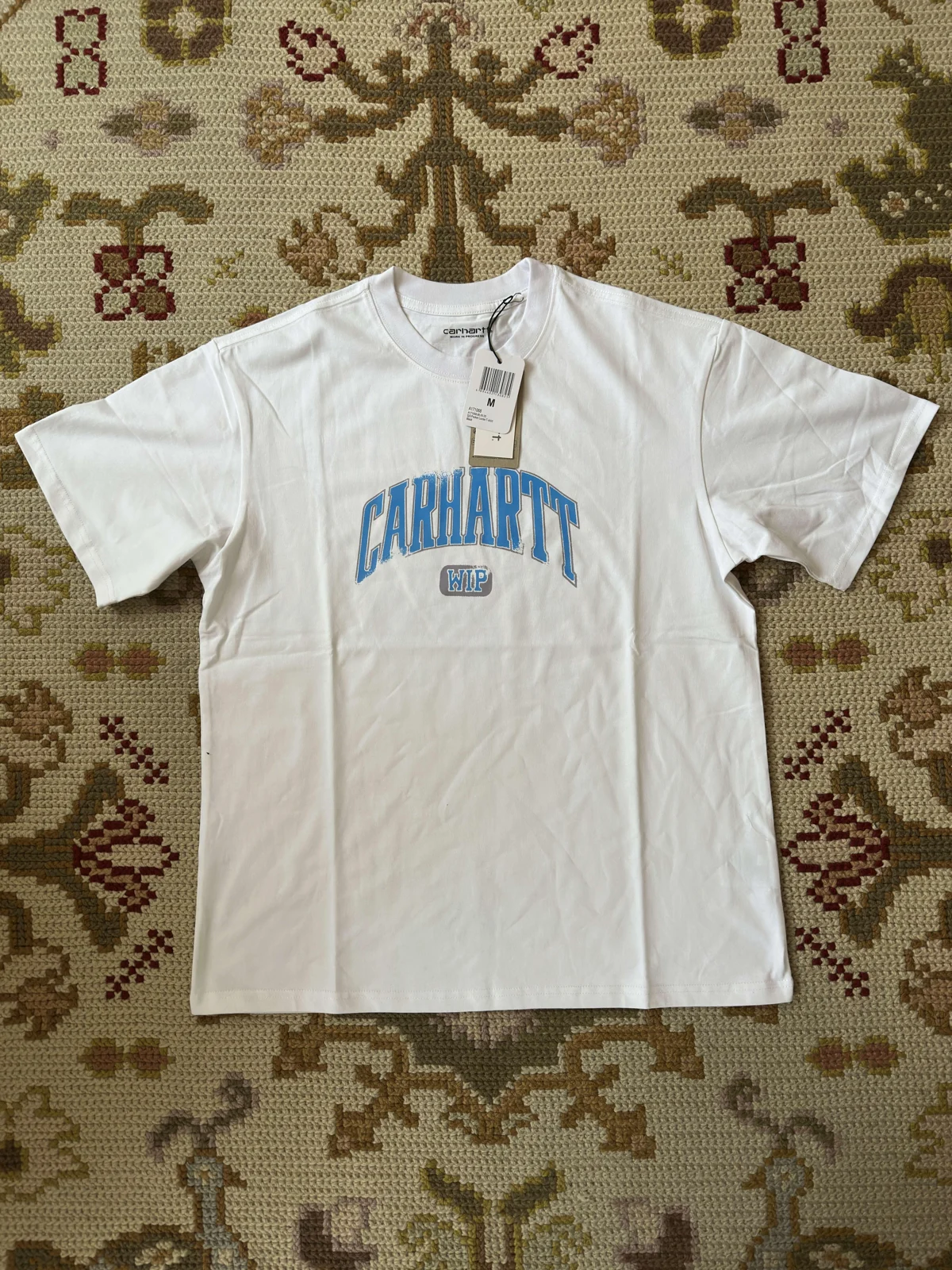 Biała koszulka z grafiką Carhartt