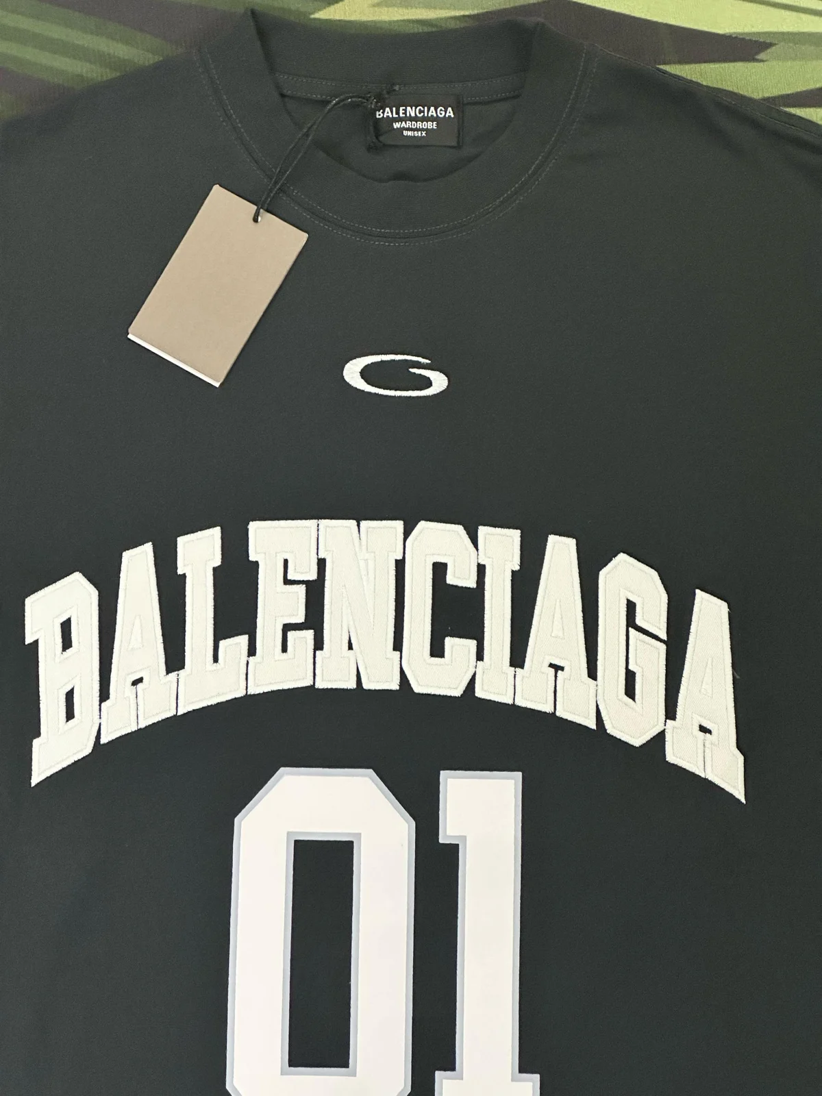 Close-up van de Balenciaga-afbeelding